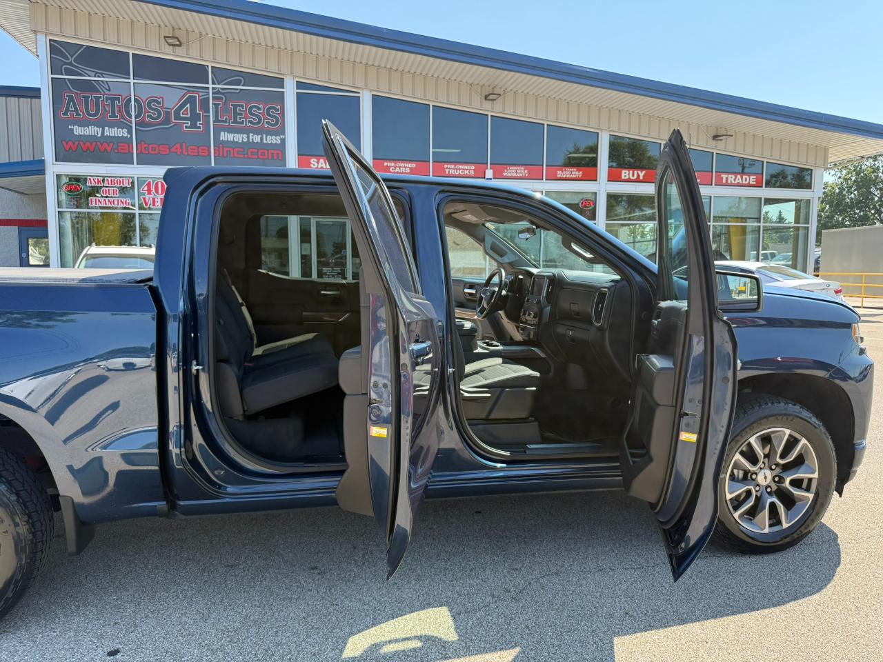 Chevrolet Silverado 1500 4WD Crew Cab 147" RST 2019