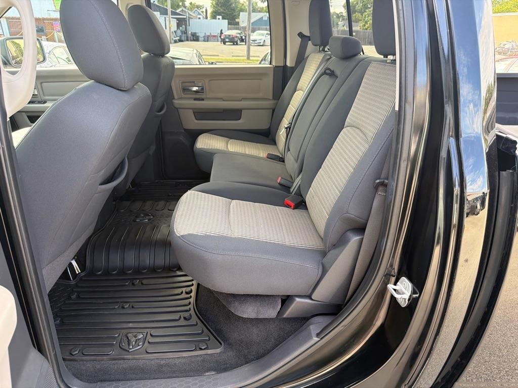 RAM 1500 2WD Crew Cab 140.5" Outdoorsman 2012