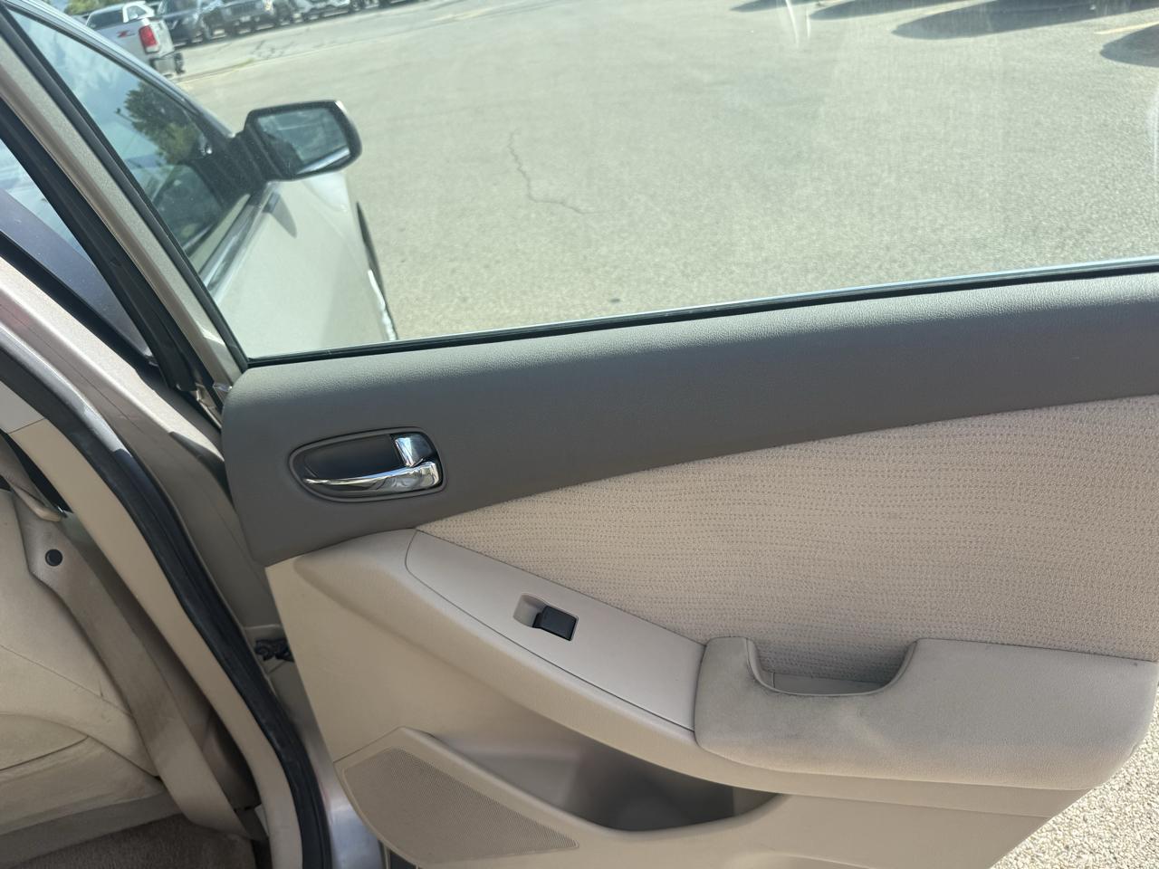 Nissan Altima 4dr Sdn I4 CVT 2.5 S 2011