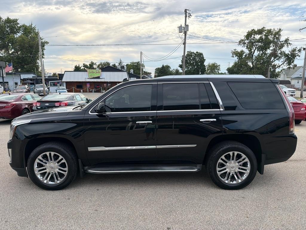 Cadillac Escalade 4WD 4dr Standard 2015