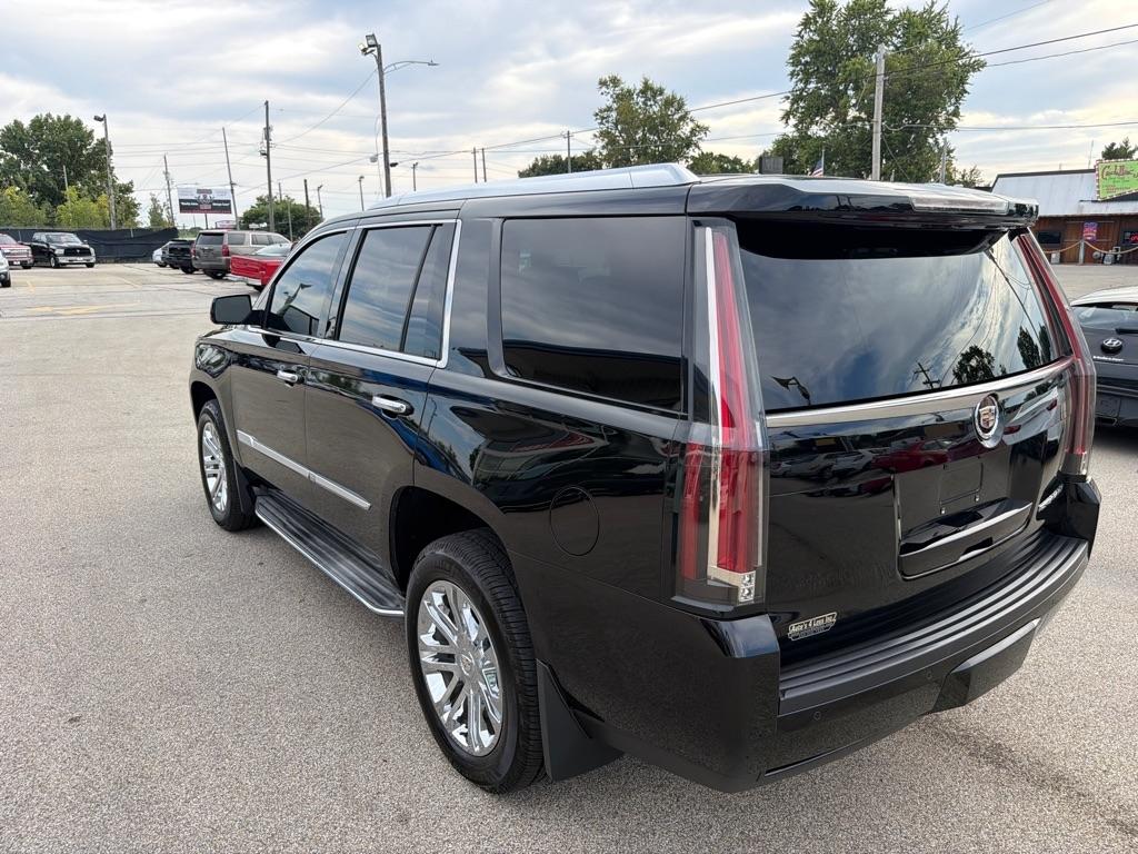 Cadillac Escalade 4WD 4dr Standard 2015