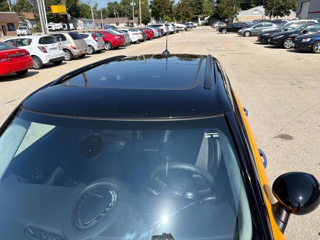 MINI Cooper Hardtop 4 Door 4dr HB 2016