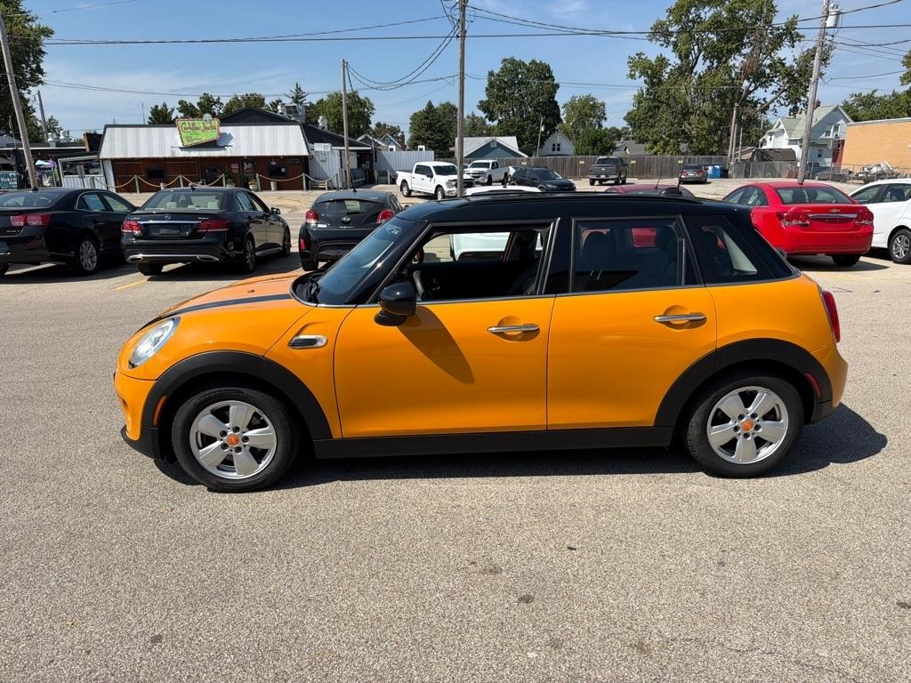 MINI Cooper Hardtop 4 Door 4dr HB 2016