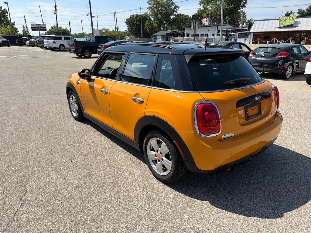 MINI Cooper Hardtop 4 Door 4dr HB 2016
