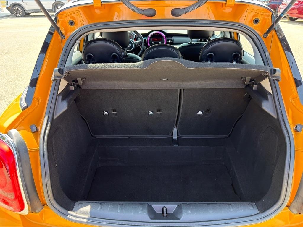 MINI Cooper Hardtop 4 Door 4dr HB 2016