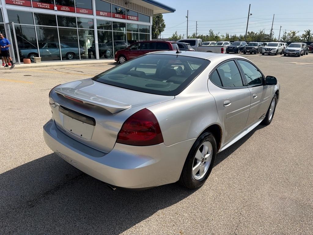 Pontiac Grand Prix 4dr Sdn 2006
