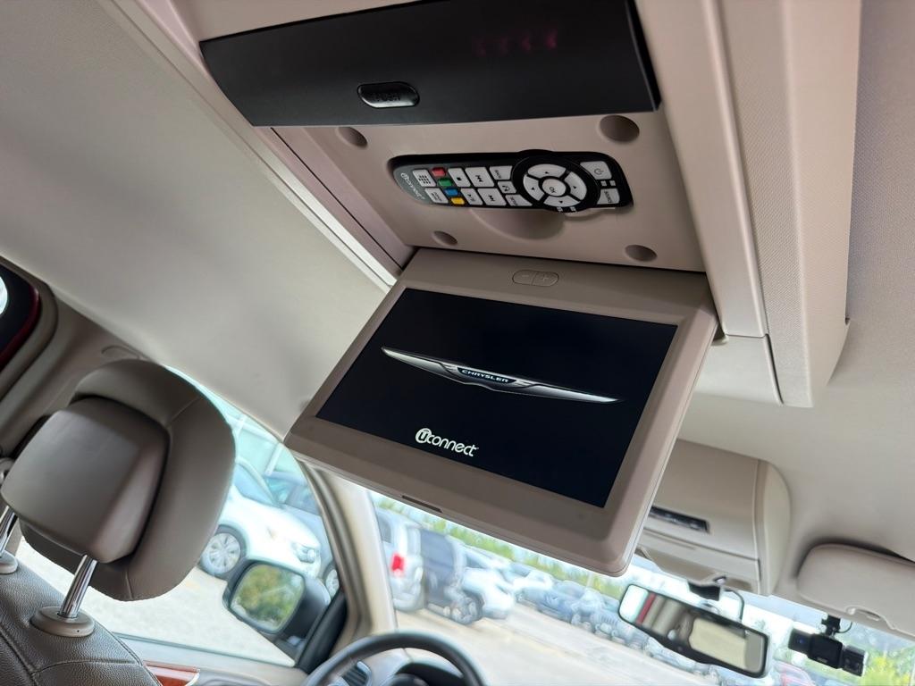Chrysler Town & Country 4dr Wgn Touring-L 2013