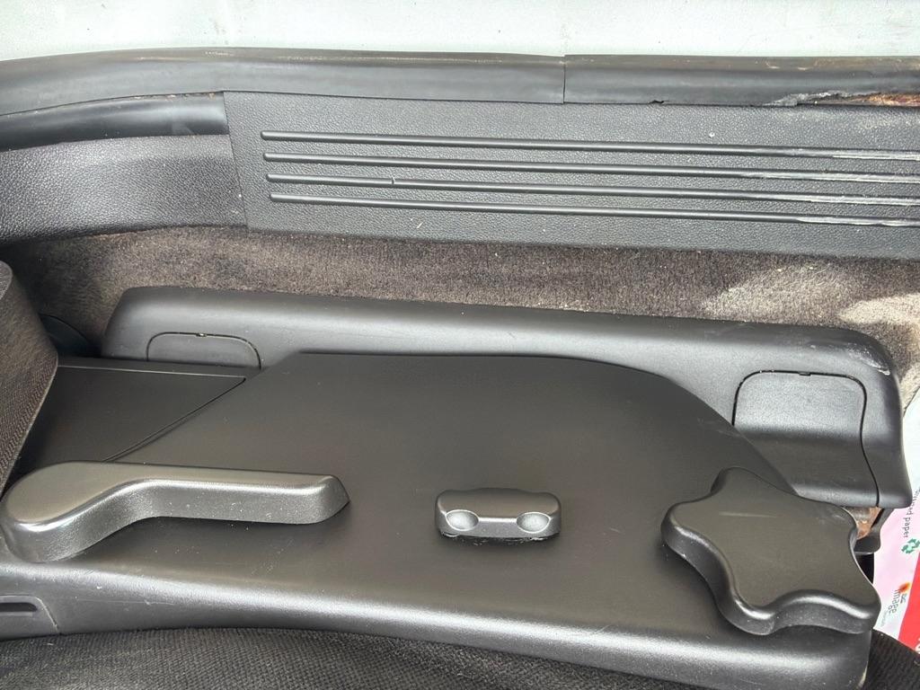 Chevrolet Silverado 1500 4WD Crew Cab 143.5" LT 2012