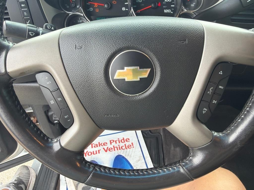 Chevrolet Silverado 1500 4WD Crew Cab 143.5" LT 2012