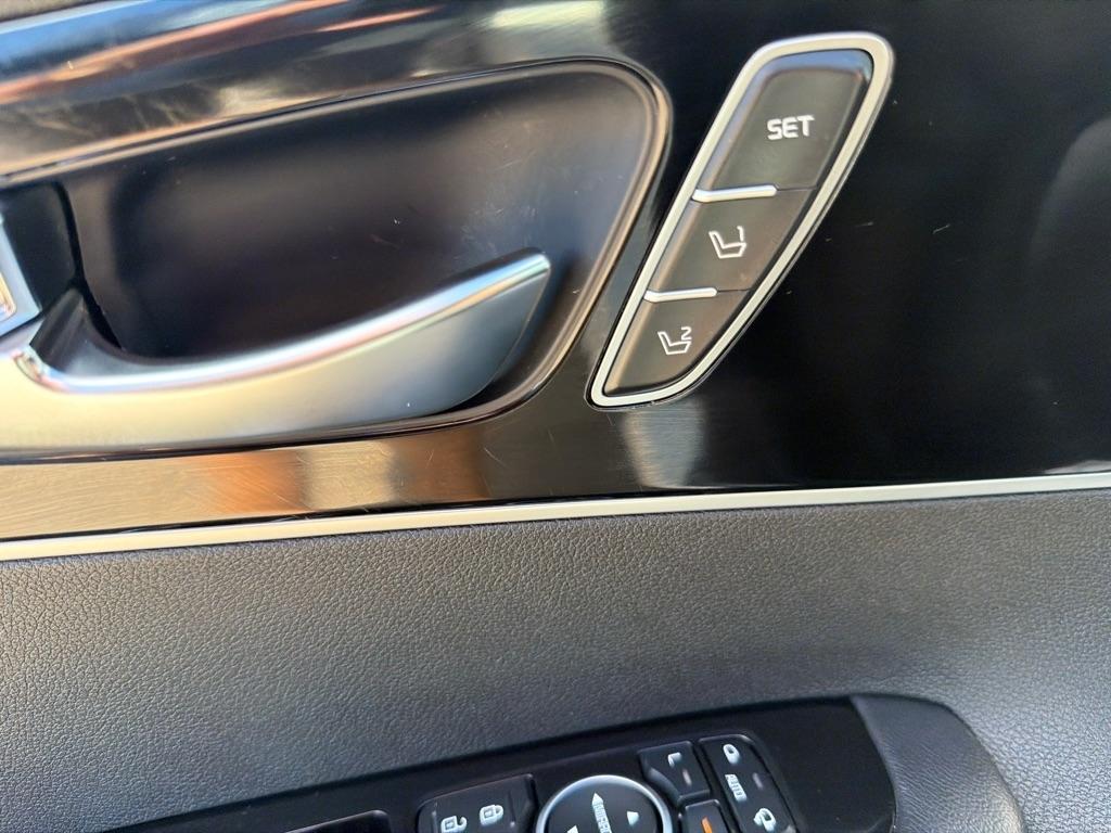 Kia Sorento FWD 4dr 3.3L SX 2016