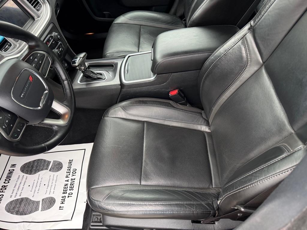 Dodge Charger SXT RWD 2020