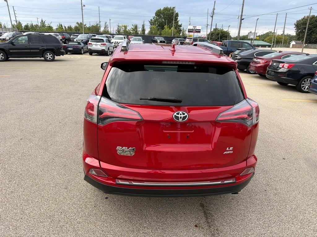 Toyota RAV4 LE AWD (Natl) 2017