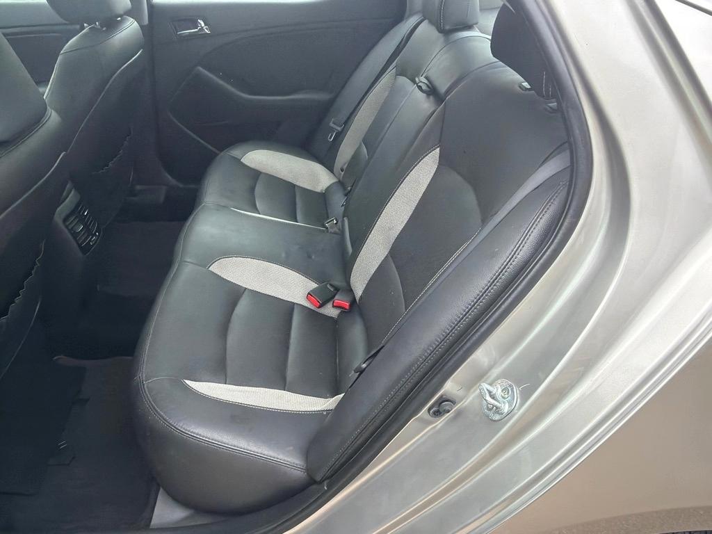 Kia Optima 4dr Sdn 2.0T Auto SX 2012