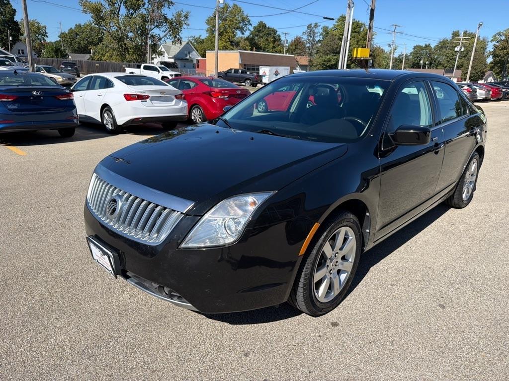 Mercury Milan 4dr Sdn Premier FWD 2010