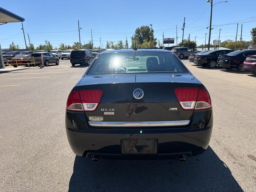 Mercury Milan 4dr Sdn Premier FWD 2010
