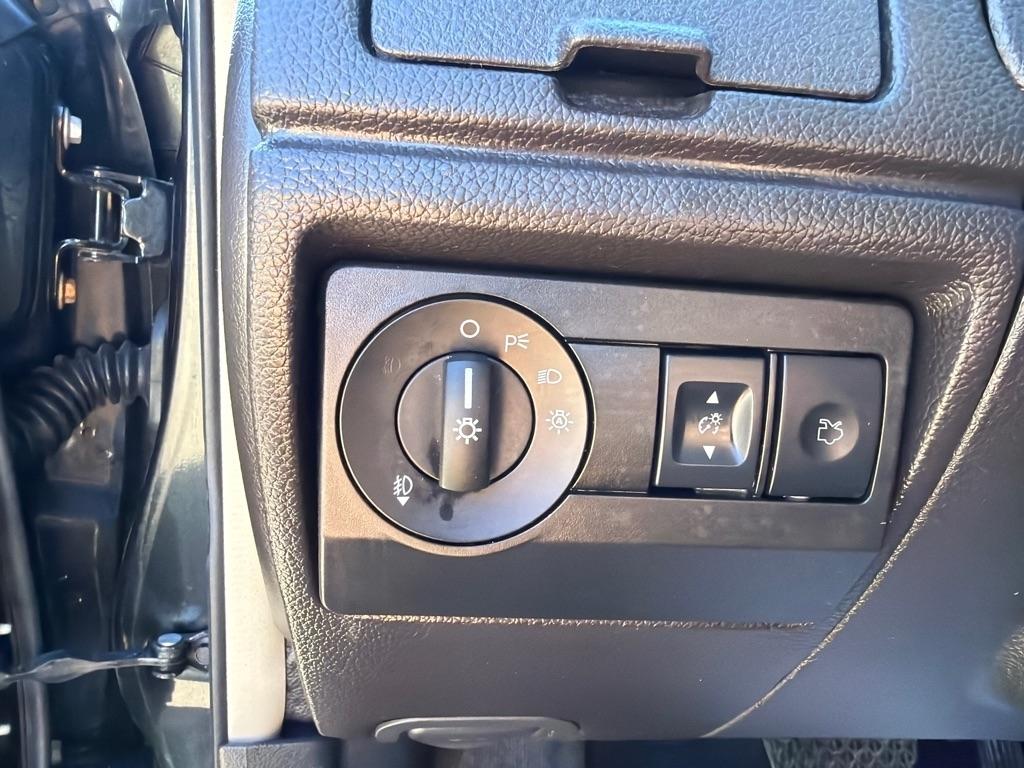 Mercury Milan 4dr Sdn Premier FWD 2010