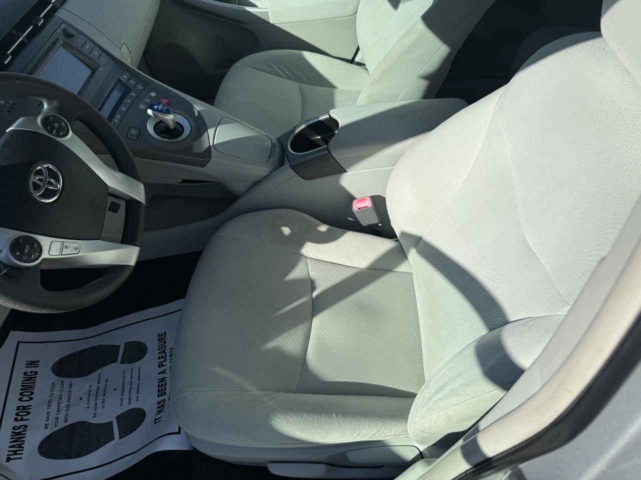 Toyota Prius 5dr HB Three (Natl) 2012