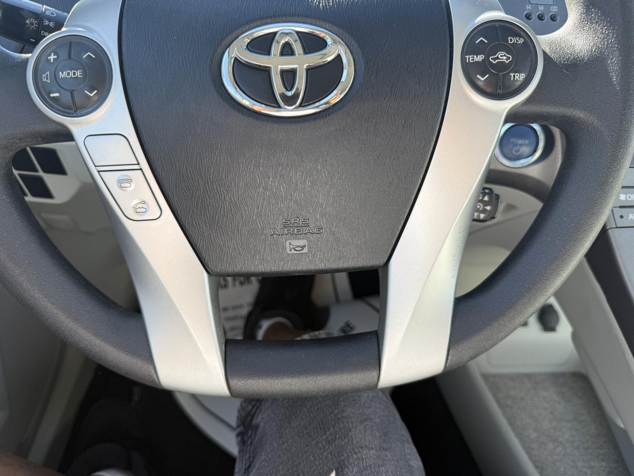 Toyota Prius 5dr HB Three (Natl) 2012