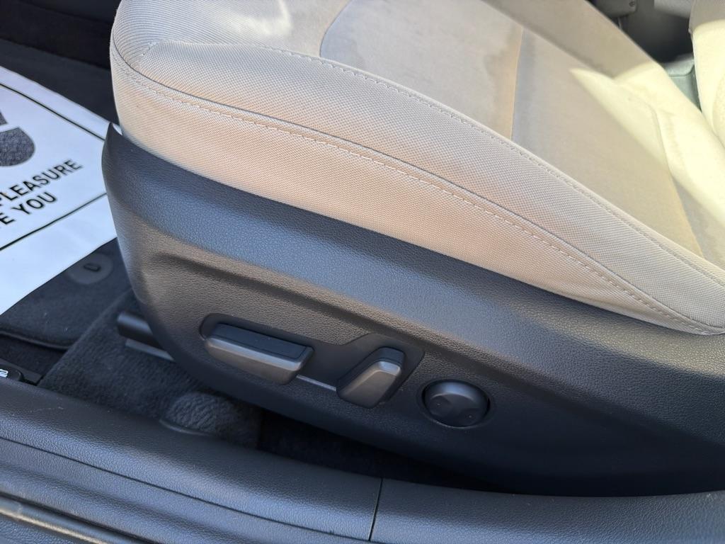 Hyundai Elantra Value Edition 2.0L Auto (Alabama) 2017