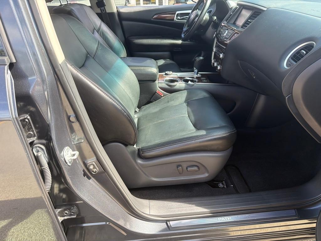 Nissan Pathfinder 4WD 4dr SL 2014