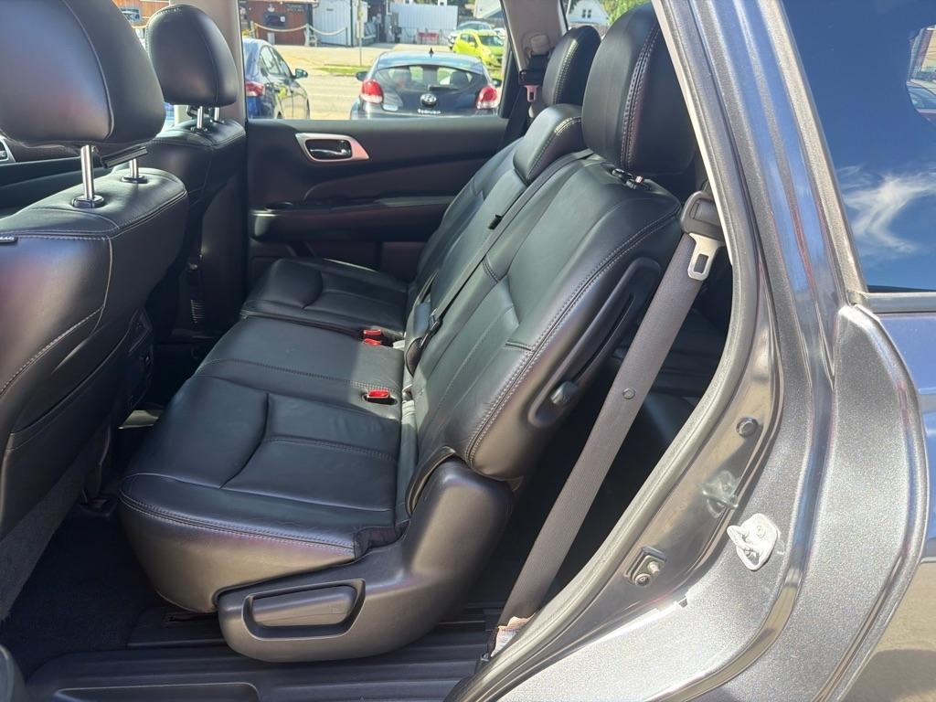 Nissan Pathfinder 4WD 4dr SL 2014