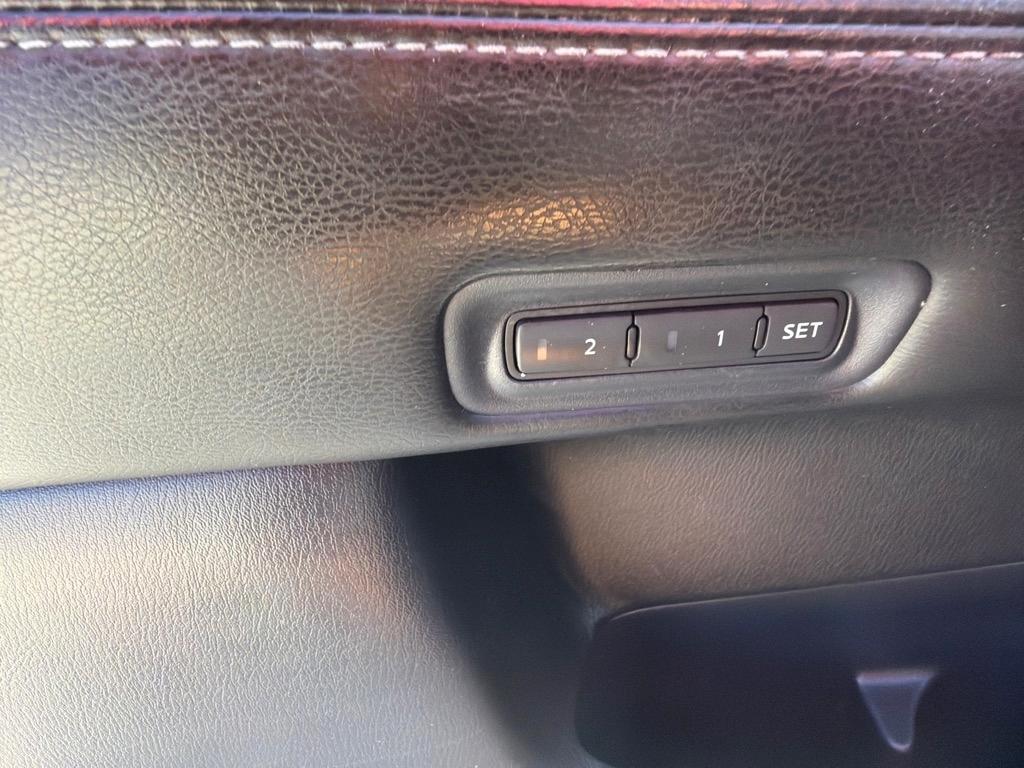 Nissan Pathfinder 4WD 4dr SL 2014