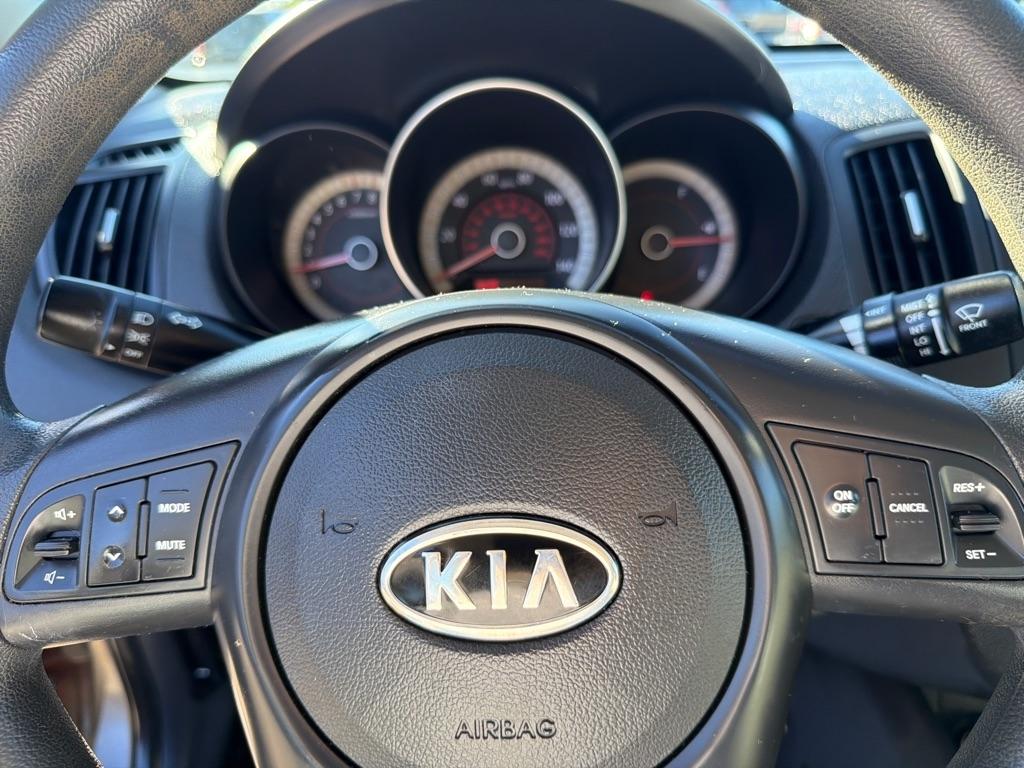 Kia Forte 4dr Sdn Auto EX 2012