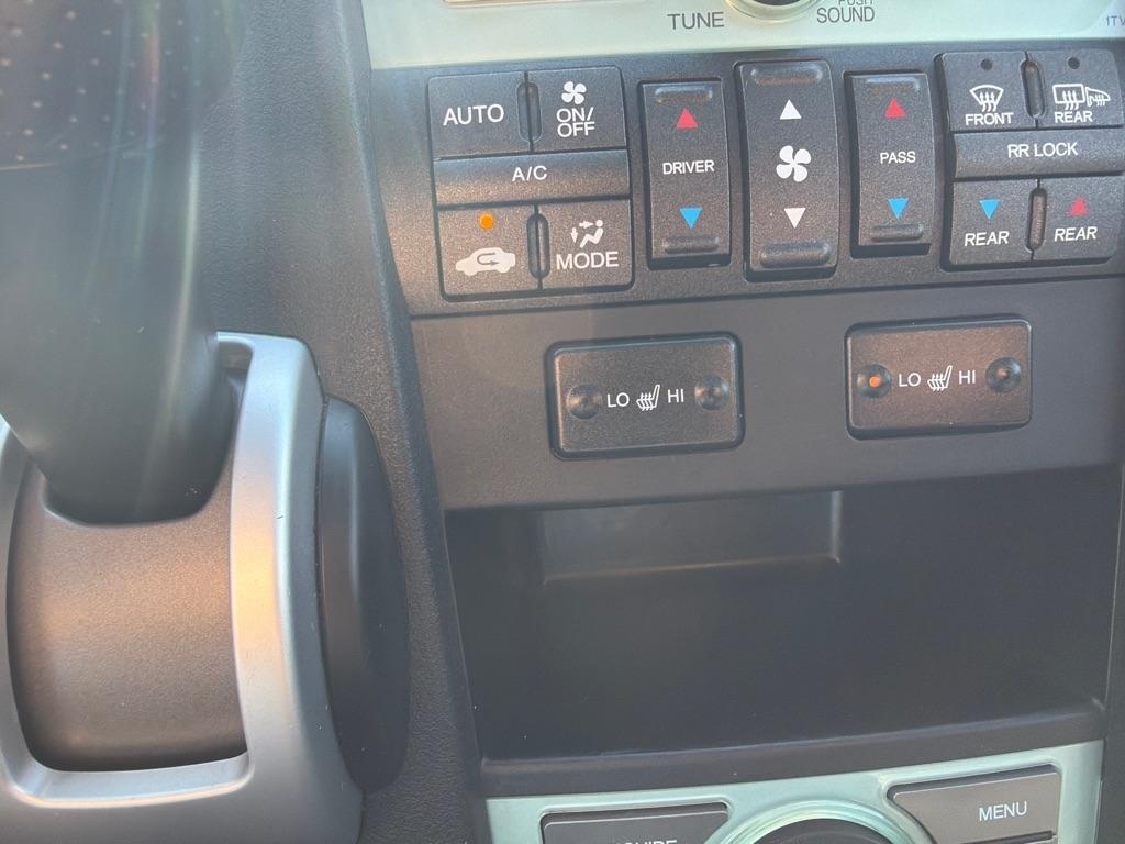 Honda Pilot 4WD 4dr Touring w/RES & Navi 2011