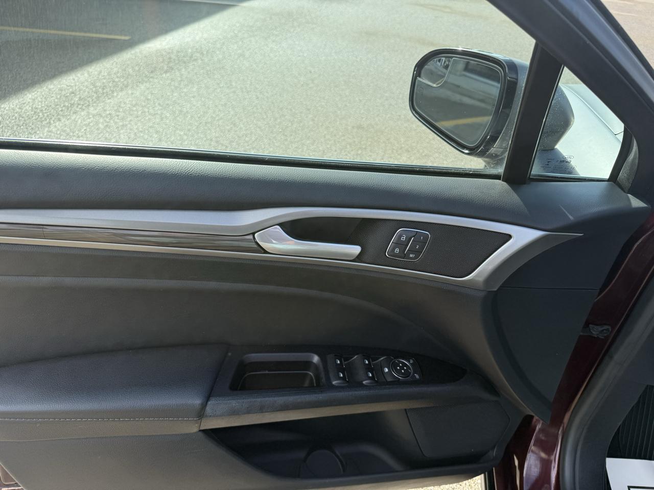 Ford Fusion SE FWD 2017