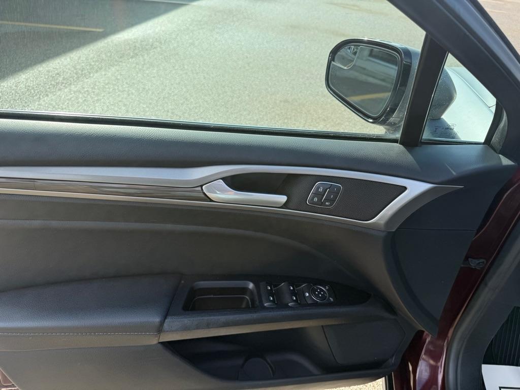 Ford Fusion SE FWD 2017