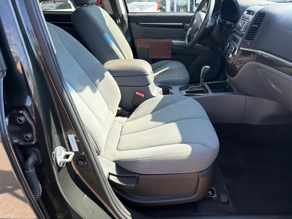 Hyundai Santa Fe AWD 4dr I4 GLS 2012