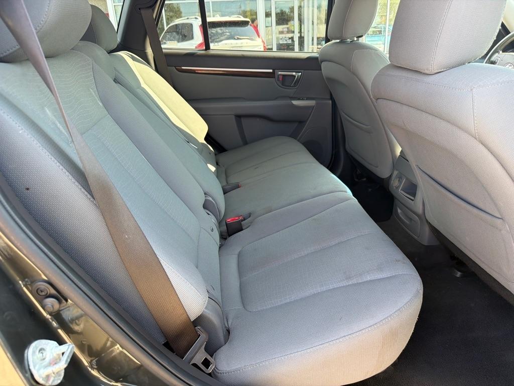 Hyundai Santa Fe AWD 4dr I4 GLS 2012