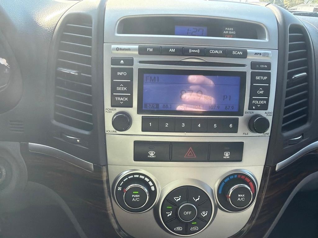 Hyundai Santa Fe AWD 4dr I4 GLS 2012