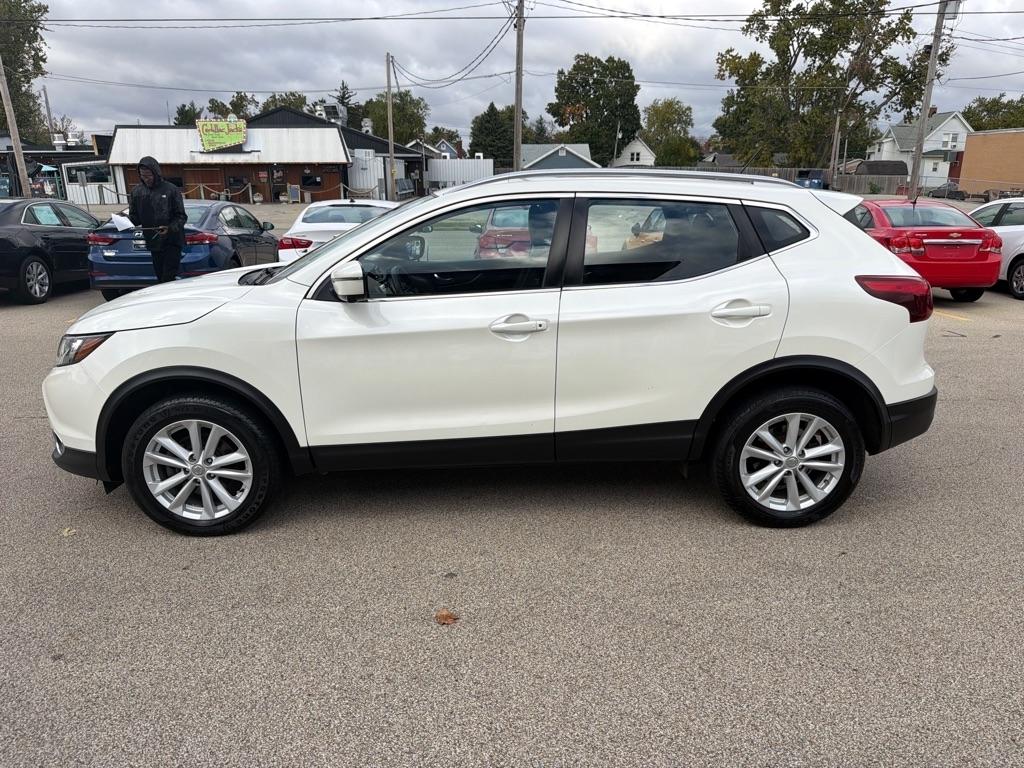 Nissan Rogue Sport FWD SV 2017
