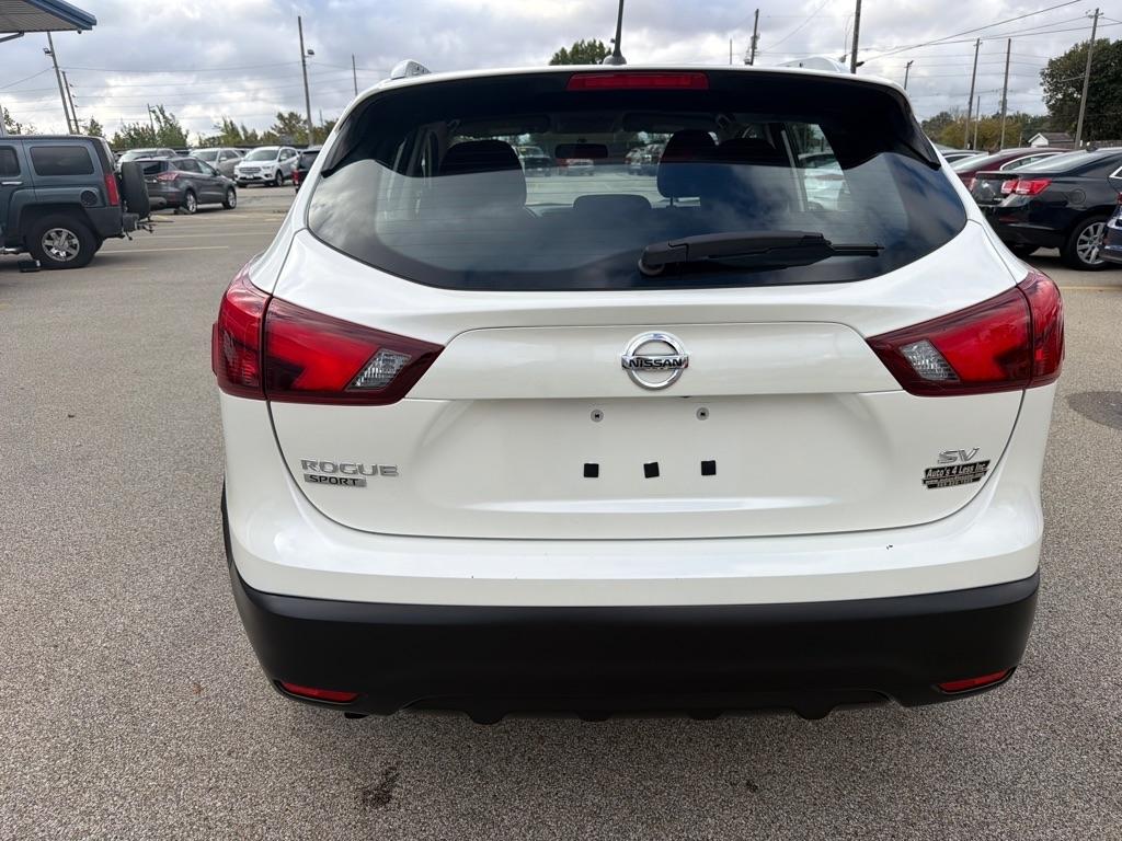Nissan Rogue Sport FWD SV 2017