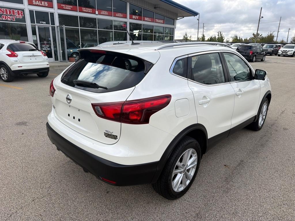 Nissan Rogue Sport FWD SV 2017