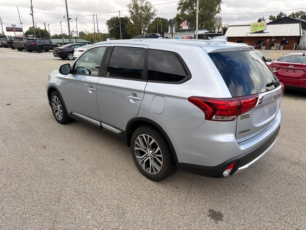 Mitsubishi Outlander SEL S-AWC 2017