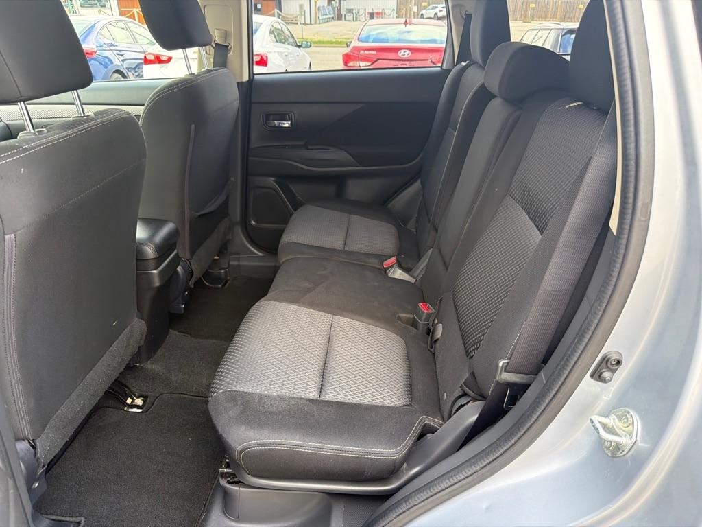 Mitsubishi Outlander SEL S-AWC 2017