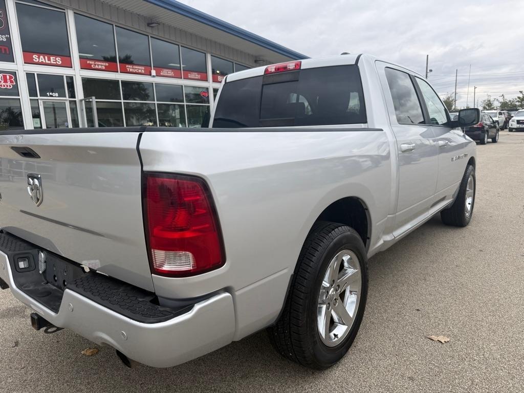RAM 1500 2WD Crew Cab 140.5" Sport 2012
