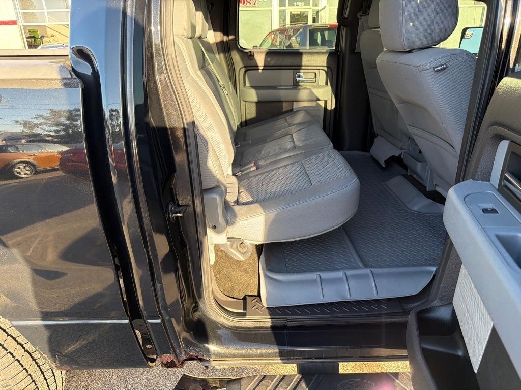 Ford F-150 4WD SuperCrew 145" Platinum 2012