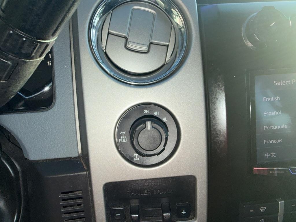 Ford F-150 4WD SuperCrew 145" Platinum 2012