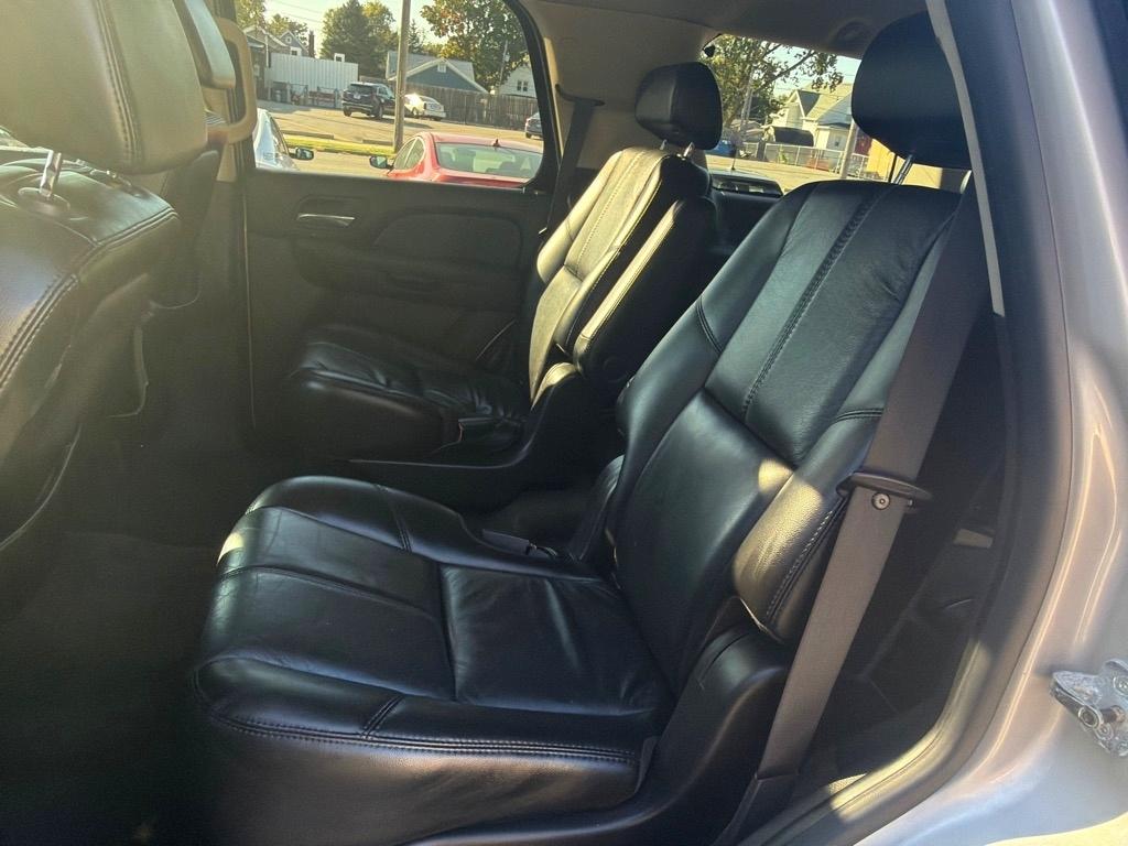 Chevrolet Tahoe 4WD 4dr 1500 LT 2007