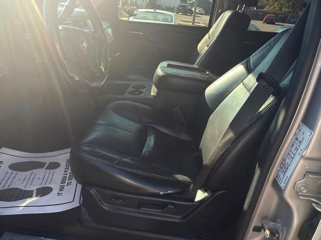 Chevrolet Tahoe 4WD 4dr 1500 LT 2007