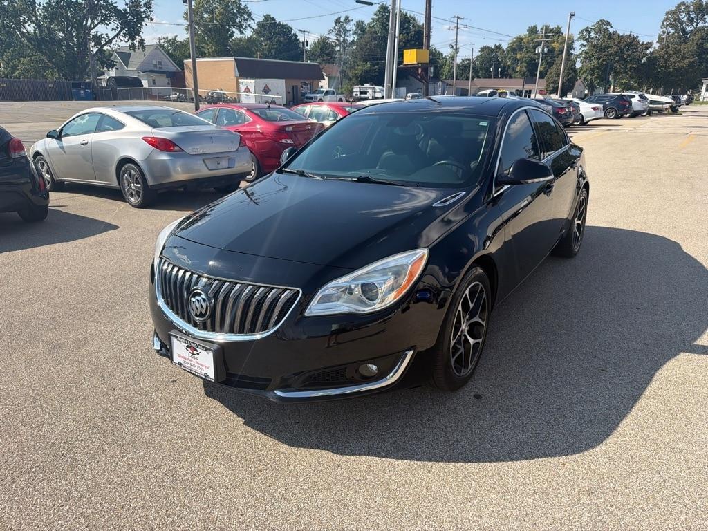 Buick Regal 4dr Sdn Sport Touring FWD 2017