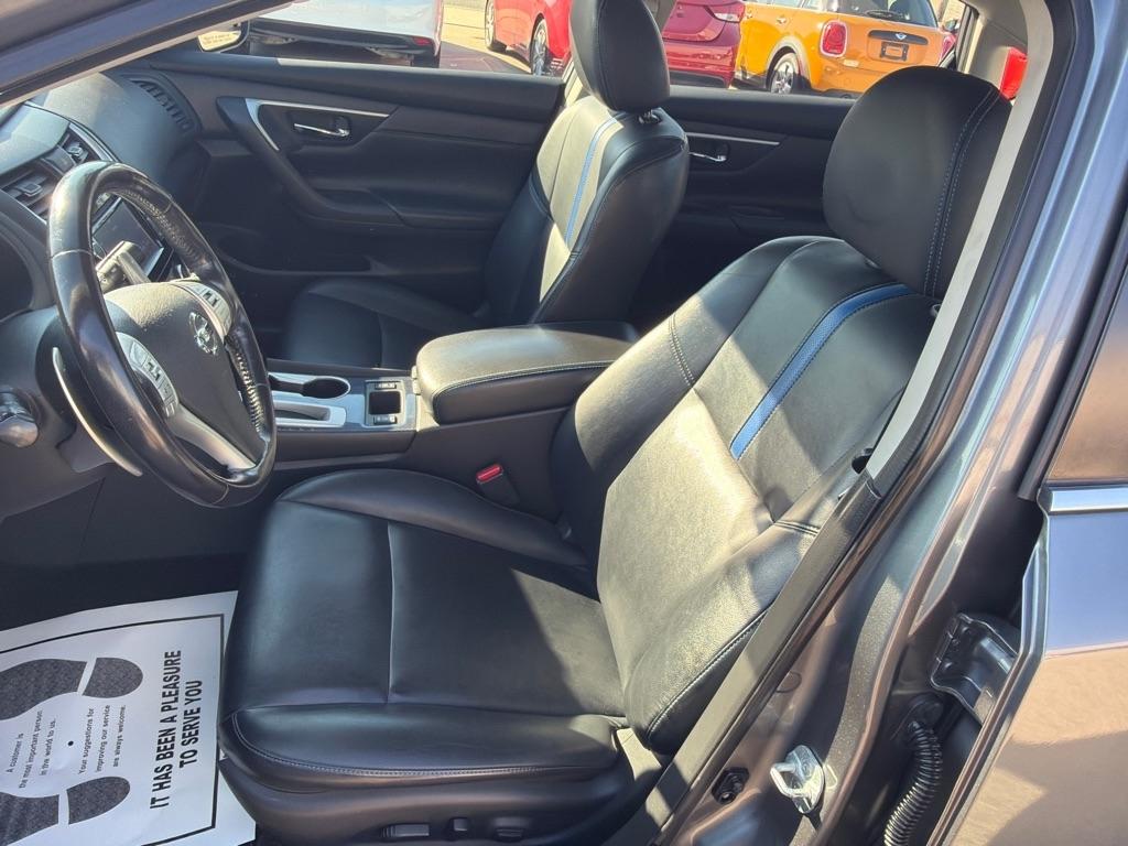 Nissan Altima 2.5 SR Sedan 2018