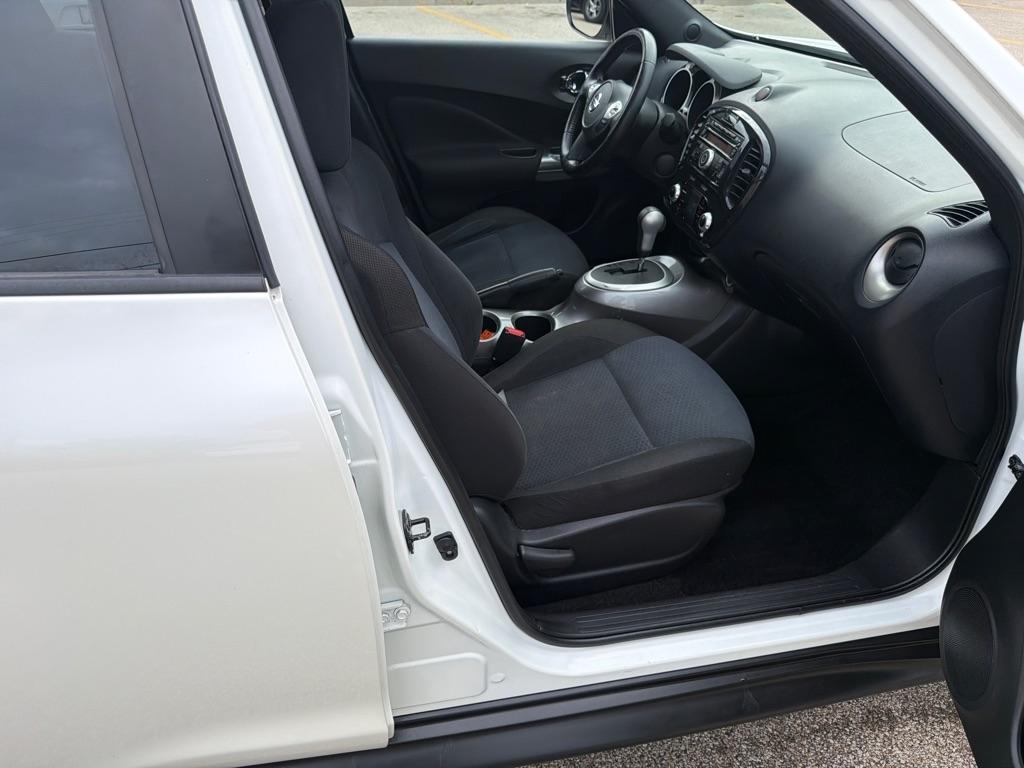 Nissan Juke 5dr Wgn CVT SV AWD 2014