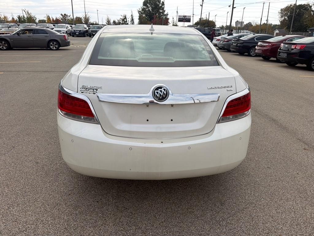 Buick LaCrosse 4dr Sdn CXL 3.0L FWD 2010