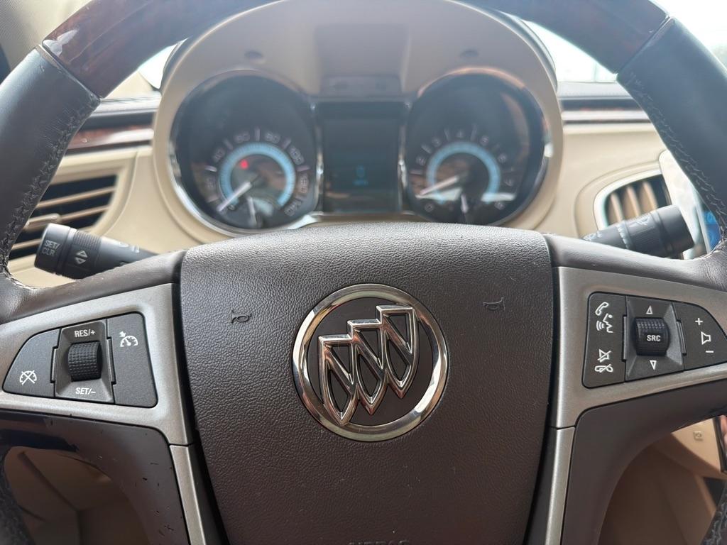 Buick LaCrosse 4dr Sdn CXL 3.0L FWD 2010