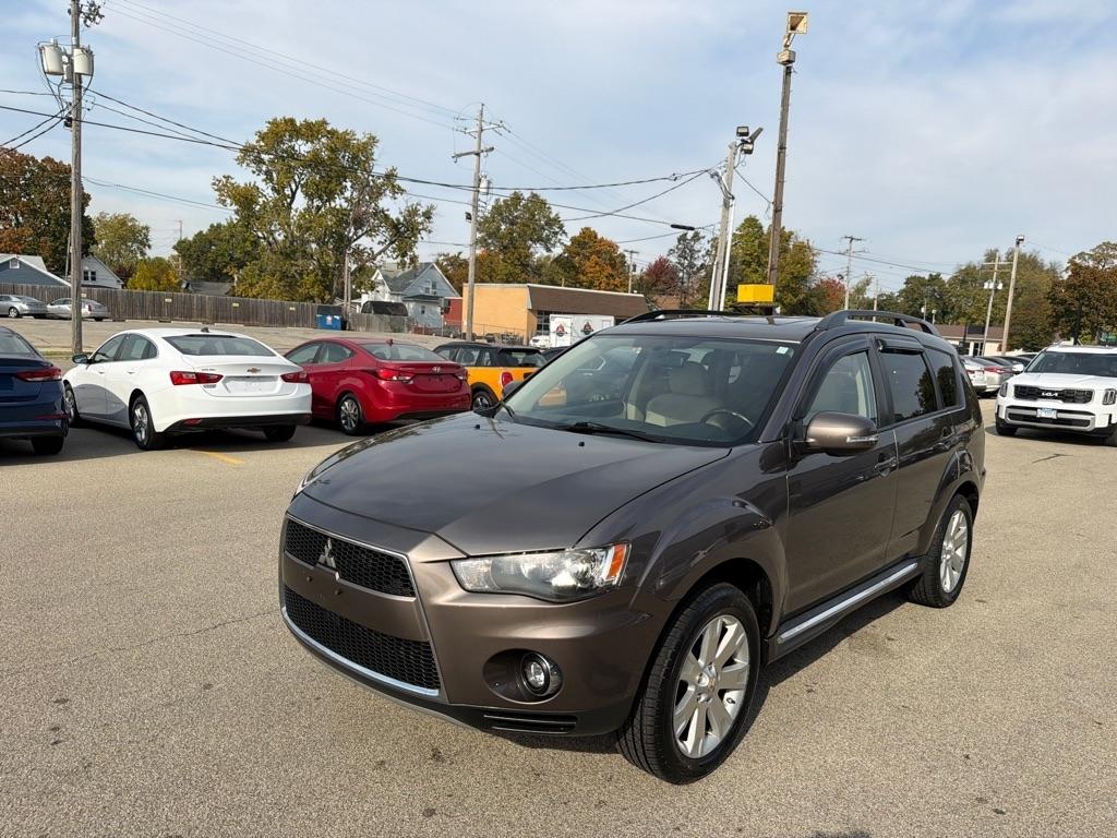 Mitsubishi Outlander 2WD 4dr SE 2011