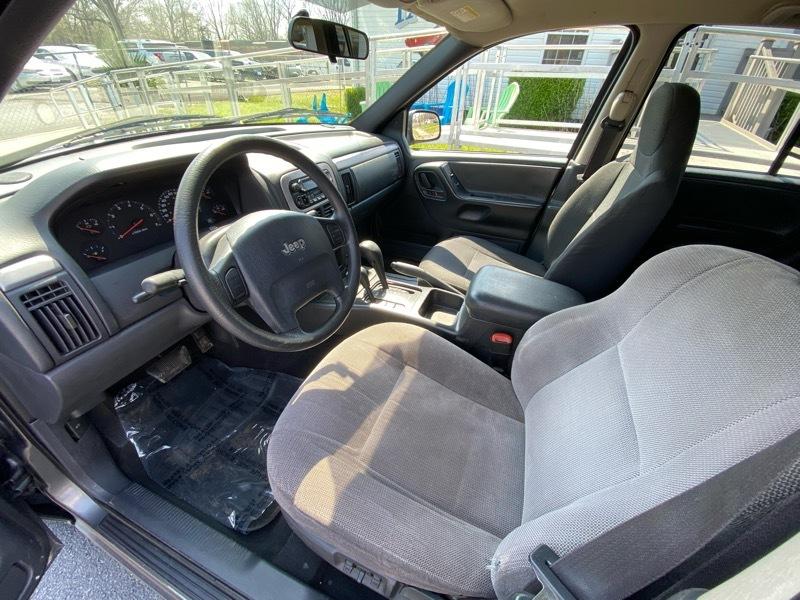 Jeep Grand Cherokee Laredo 4WD 2003